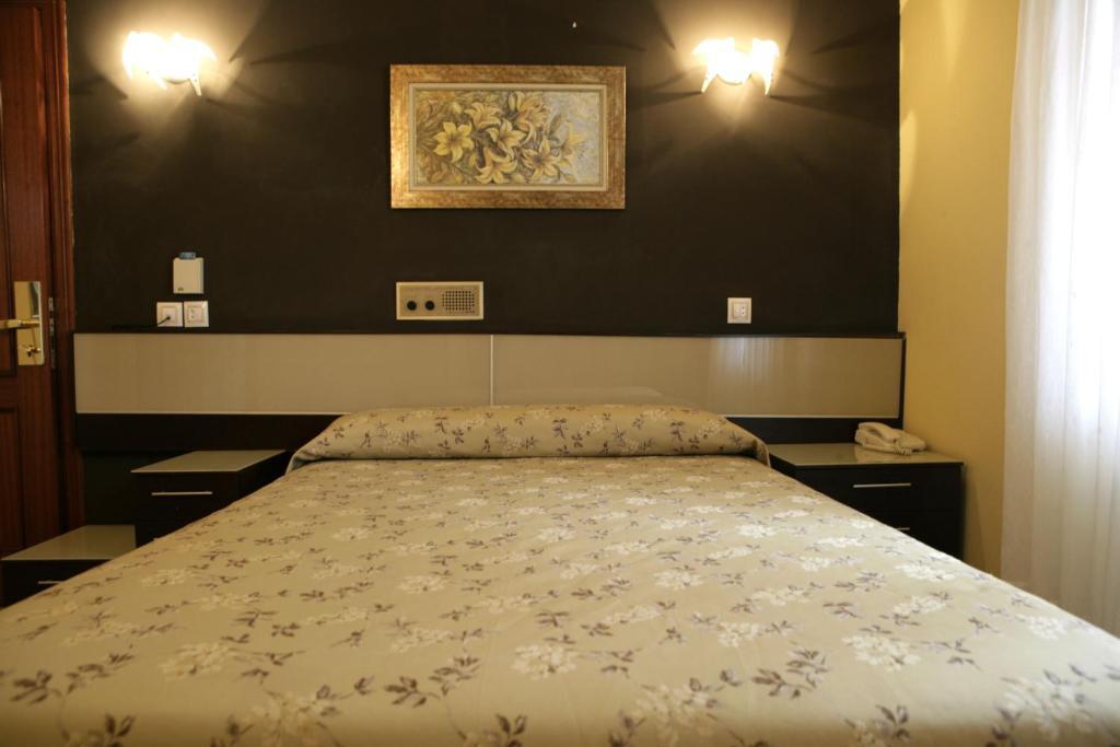 Hotel Azpiazu Кудильеро Экстерьер фото