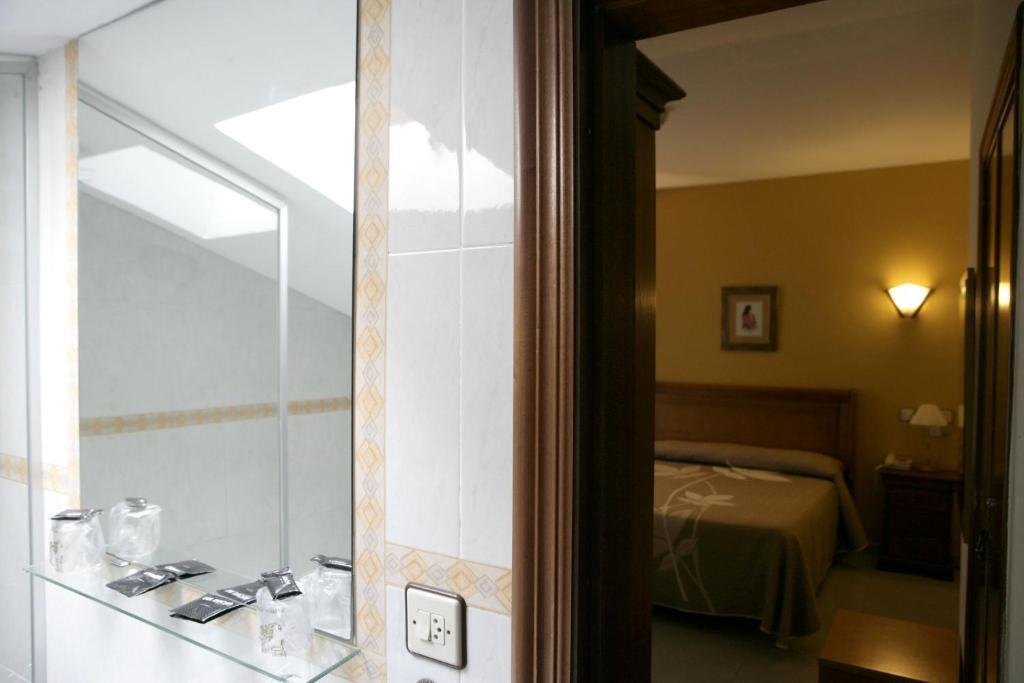 Hotel Azpiazu Кудильеро Экстерьер фото
